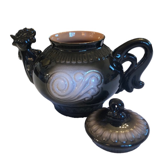 Rooster Shaped Glazed Pottery Tea Pot - Picture 7 of 9